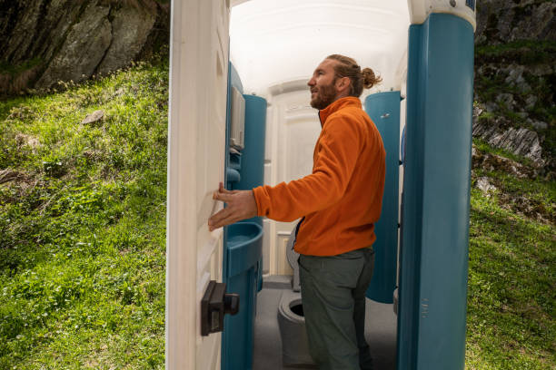 Best Construction site porta potty rental  in Cecil Bishop, PA